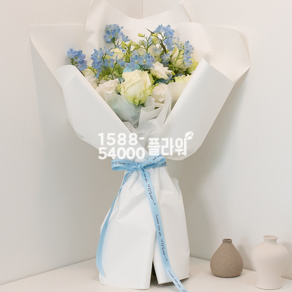 델피니움 꽃다발